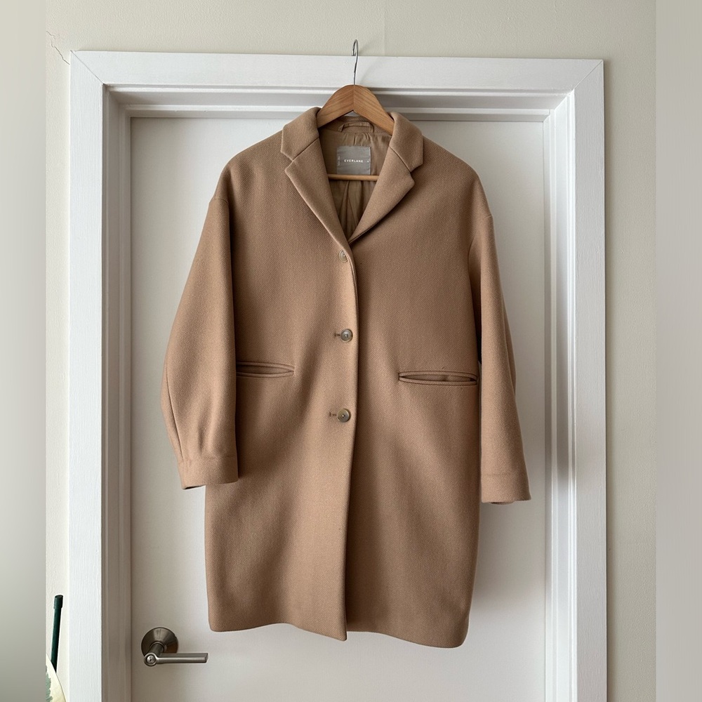 everlane cocoon camel coat